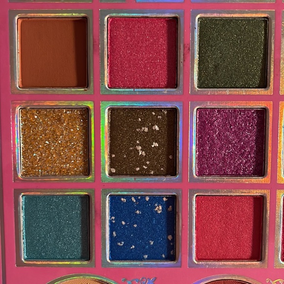 🎈SALE🎈🎀#48.MAKEUP 33-COLOR EYESHADOW PALETTE🎀 - Picture 5 of 12